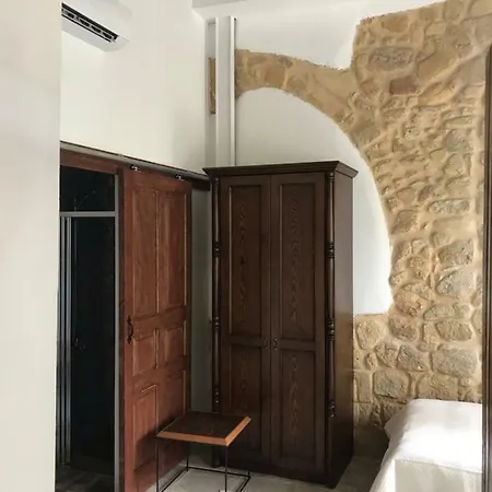 Palm Garden Bed & Breakfast 3*